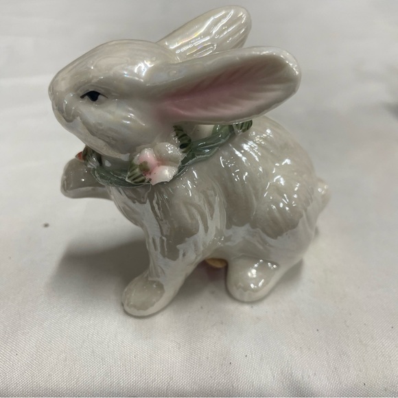 Ceramic Bunny Figurines (4) with Floral Accents 2” - Picture 3 of 14